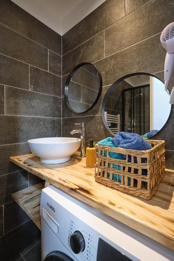Place Carnot - Studio Tout Equipe Avec Jacuzzi Proche Toutes Commodites قرقشونه المظهر الخارجي الصورة