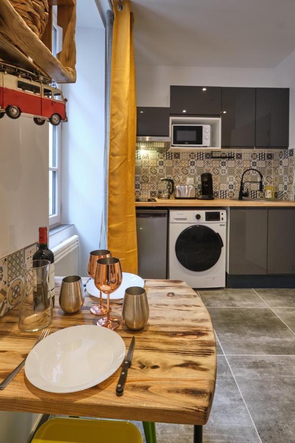 Place Carnot - Studio Tout Equipe Avec Jacuzzi Proche Toutes Commodites قرقشونه المظهر الخارجي الصورة