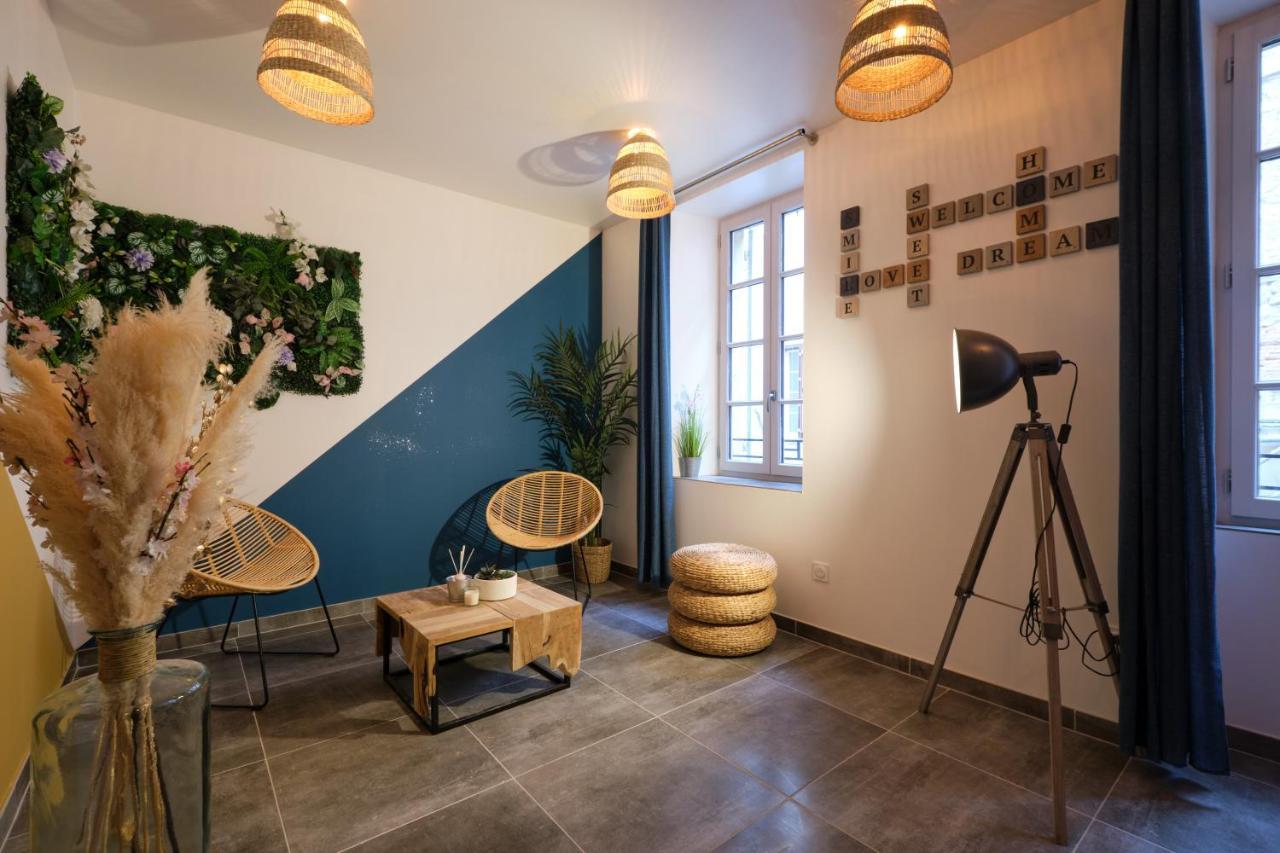 Place Carnot - Studio Tout Equipe Avec Jacuzzi Proche Toutes Commodites قرقشونه المظهر الخارجي الصورة