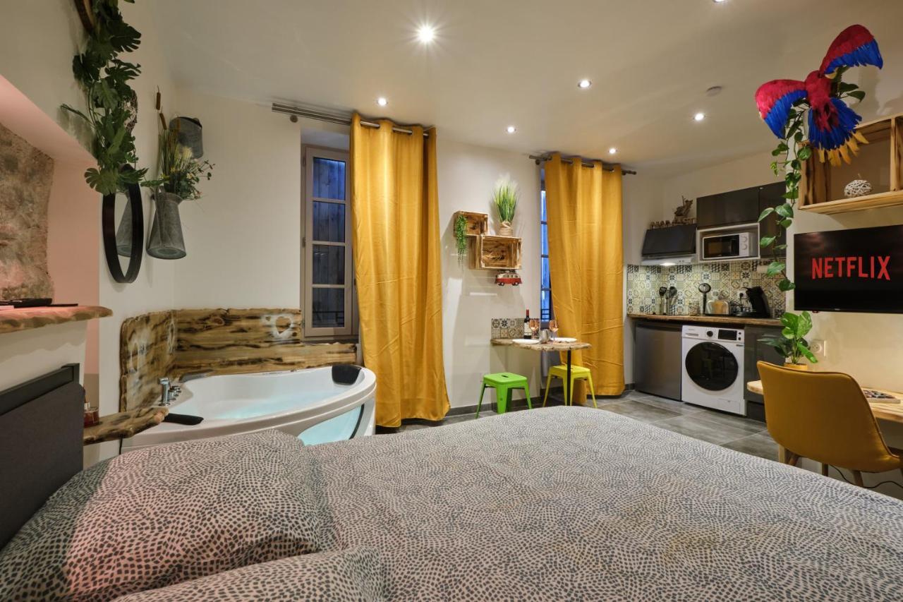 Place Carnot - Studio Tout Equipe Avec Jacuzzi Proche Toutes Commodites قرقشونه المظهر الخارجي الصورة